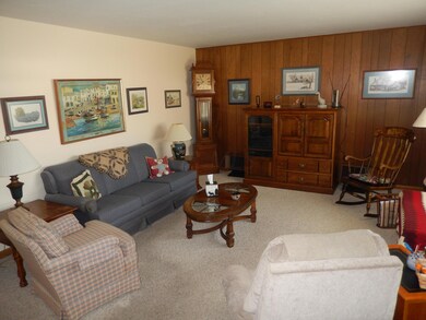 1469 Evaline Dr, Columbus, OH 43224 - photo 4