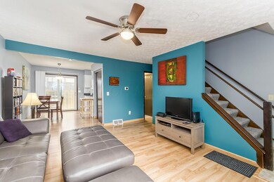 T 3046 Highcliff Ct00010