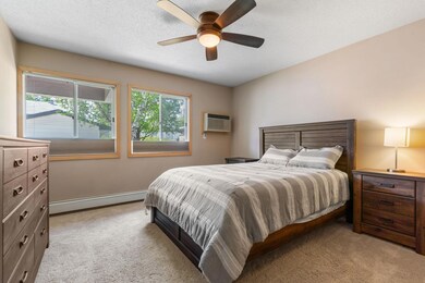 8212 Fremont Ave S unit A, Bloomington, MN 55420 - photo 5