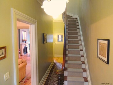 154 Jay St, Albany, NY 12210 - photo 3