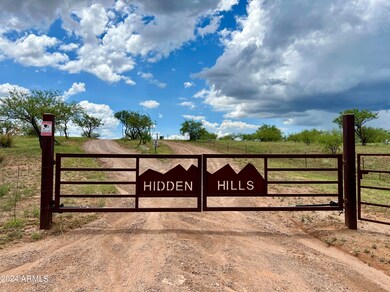 Welcome Home in Hidden Hills