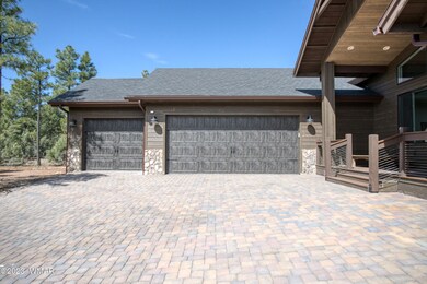 002_3+ Car Garage