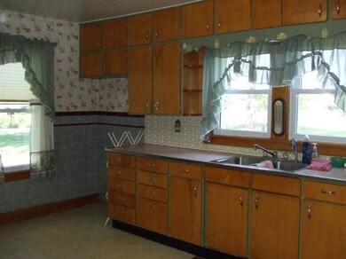 15613 Pardee Rd, Galien, MI 49113 - photo 5