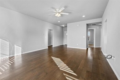 1481 Colonel Hawthorne Dr, Prairie Grove, AR 72753 - photo 4