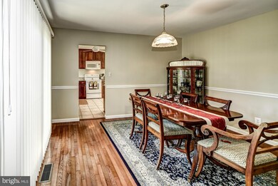 9424 Bethany Place, Montgomery Village, MD 20886 - photo 4