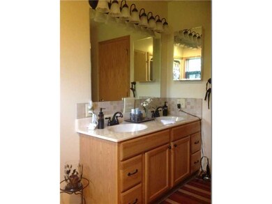 Master Bath/Spa.