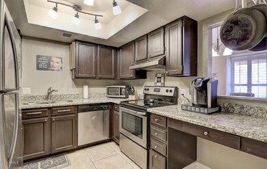 05. Kitchen - 6533 N. 7th Ave Unit 31