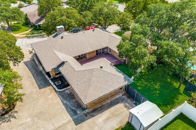 1009 Clear View Dr, Bedford, TX 76021 - photo 3