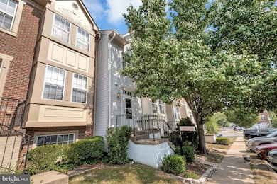 9222 Mccarty Rd, Lorton, VA 22079 - photo 2