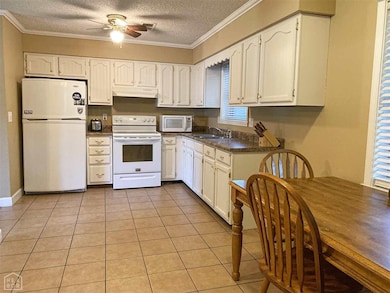 305 N Rockingchair Rd, Paragould, AR 72450 - photo 6