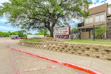 9823 Walnut St unit L205, Dallas, TX 75243 - photo 4