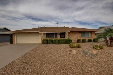 9526 W Appaloosa Dr, Sun City, AZ 85373 - photo 2
