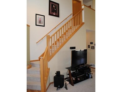 5224 Teaberry Ln, Fitchburg, WI 53711 - photo 4