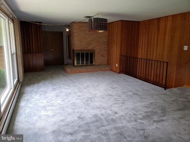 120 Longview Dr, Alexandria, VA 22314 - photo 6