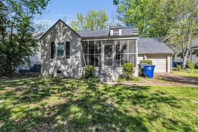3-web-or-mls-411-s-sweetbriar-ave