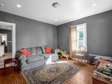 11 Ames St, Worcester, MA 01610 - photo 7