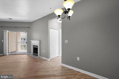 Worldgate Condominium unit 409, Herndon, VA 20170 - photo 5