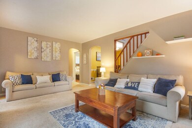 FamilyRoom2