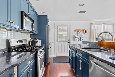 93 Marion Rd, Scituate, MA 02066 - photo 4