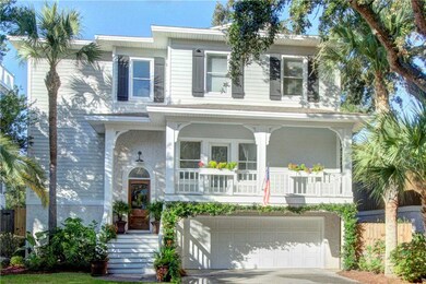 Lovely curb appeal, 2-car garage, parking for gues