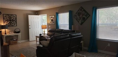 8704 Fish Lake Rd, Tampa, FL 33619 - photo 3