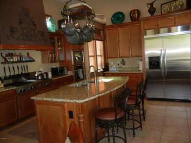 GOURMET KITCHEN