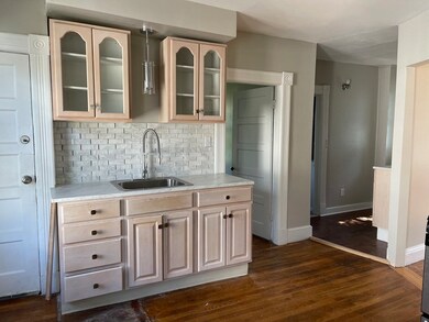 53 Euclid Ave unit Floor 2, Springfield, MA 01108 - photo 2