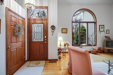 102 Concours Ln, Hawley, PA 18428 - photo 3