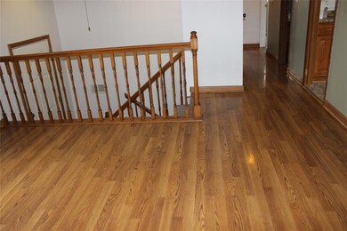 3137 29th Ave SW, Cedar Rapids, IA 52404 - photo 3