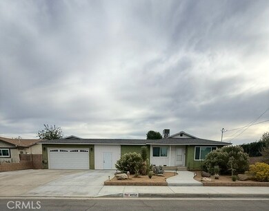 4552 W Avenue l12, Lancaster, CA 93536 - photo 2