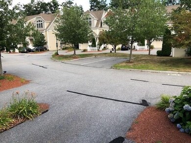 77 Hackett Hill Rd unit 14, Manchester, NH 03102 - photo 5