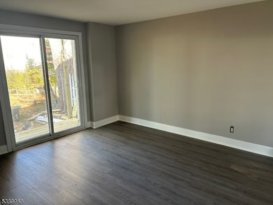 129 Bergen St, Hackettstown, NJ 07840 - photo 5