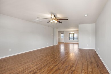 4 Living Area