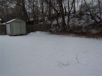 33 Amherst St, Lawrence, MA 01843 - photo 7