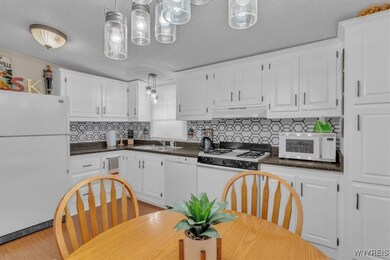 8A Sun up, Ellicottville, NY 14731 - photo 6