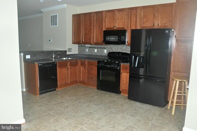2982 Chinkapin Oak Ln unit 159, Woodbridge, VA 22191 - photo 7