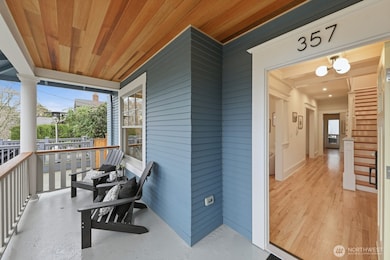 357 Garfield St, Seattle, WA 98109 - photo 3