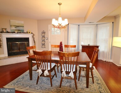 23321 Holly Hill Ln, California, MD 20619 - photo 4