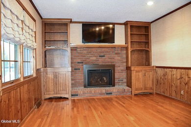 15 Delta Blvd, Cohoes, NY 12047 - photo 6