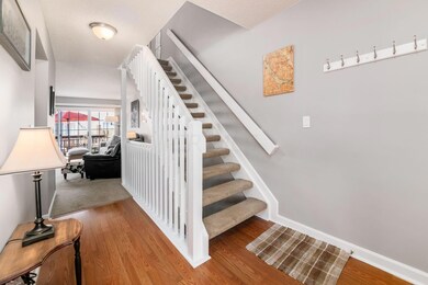 006_0b_L 2039 Burbridge Ln012
