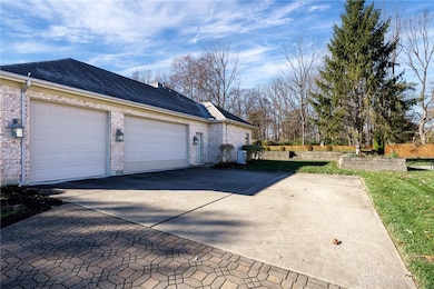 1713 Fox Trail, Bellbrook, OH 45305 - photo 5