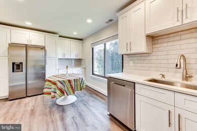 1781 Westwind Way unit 23, McLean, VA 22102 - photo 6