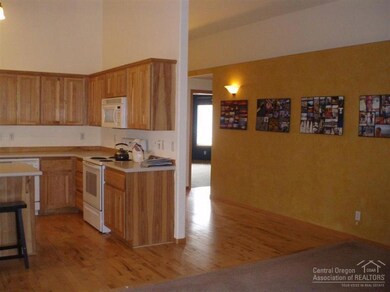 61385 Whitetail St, Bend, OR 97702 - photo 5