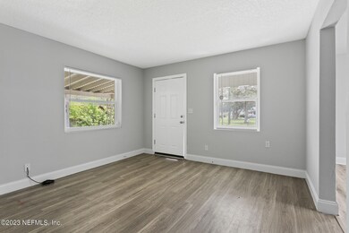 1282 Peacefield Dr, Jacksonville, FL 32205 - photo 5