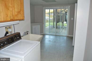 859 W Spring Meadow Ct, Edgewood, MD 21040 - photo 5