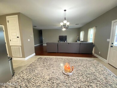 38 Meadow Path Cir, Picayune, MS 39466 - photo 6