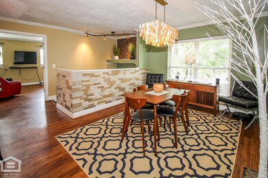 3711 Foraker-10
