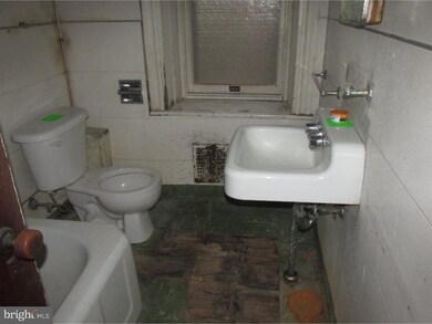 5348 Magnolia St, Philadelphia, PA 19144 - photo 7