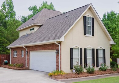 Spacious 2 car garage