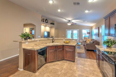 Kitchen - Living